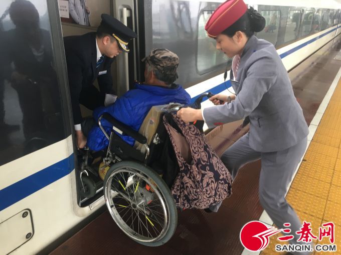 乘客写信感谢G822次列车“雷锋精神” 