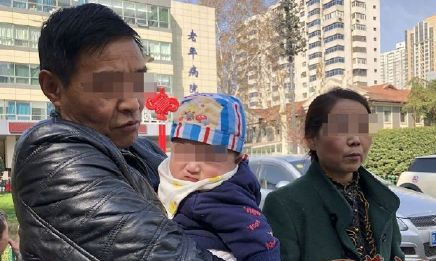 丈夫携妻子救命款消失 其父:丢人 他就是个人渣啊