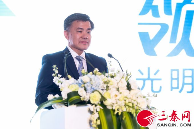光明乳业董事长濮韶华