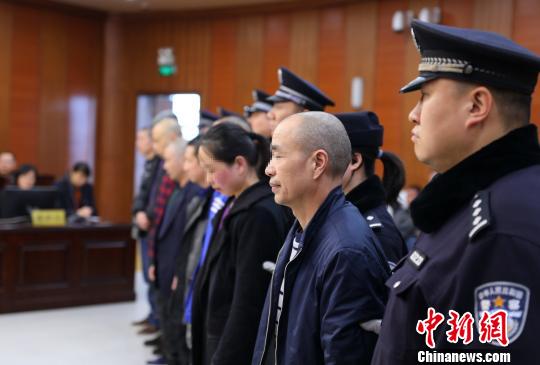 西安中院宣判两起制售假冒伪劣产品案11名被告人最高获刑五年
