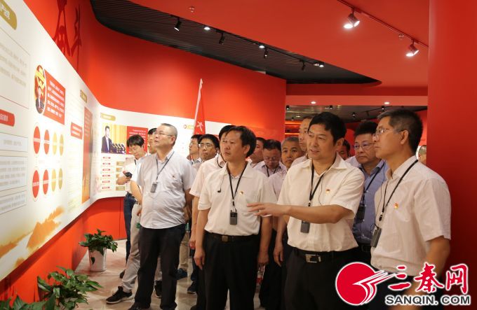 1大唐陕西发电公司赴延安开展“不忘初心、牢记使命”首期主题党日培训活动 摄影韩絮