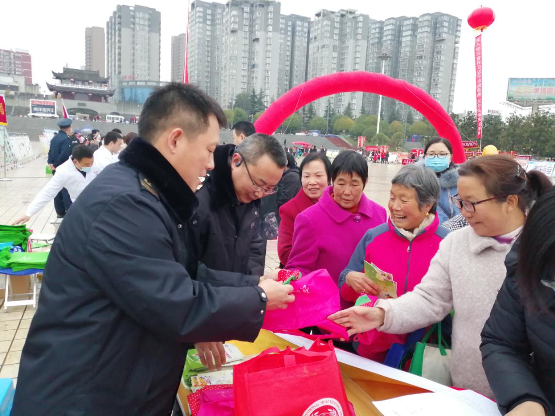 安康市卫生监督所积极开展法制宣传活动