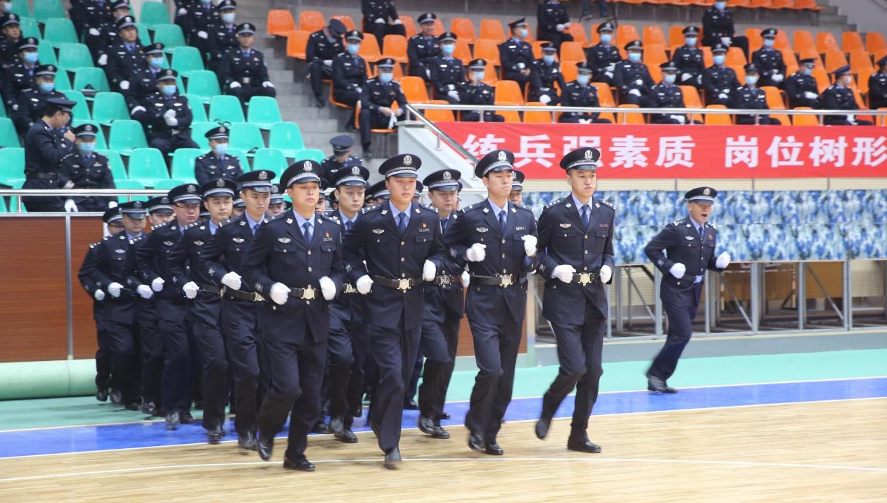 队列会操展风采 固化养成砺精兵