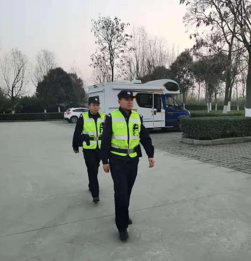 灞桥派出所扎实开展景区巡逻防范工作