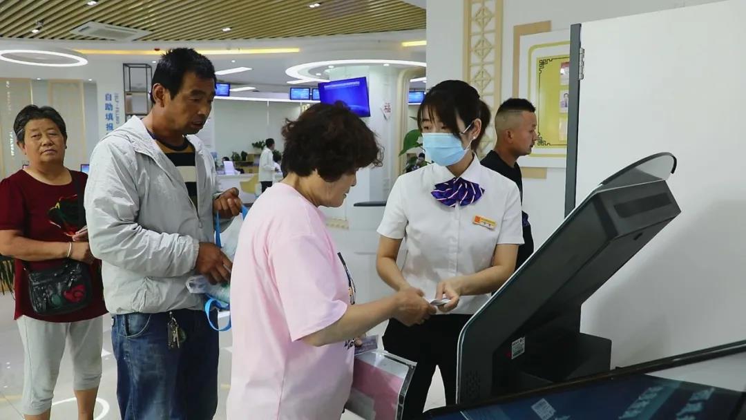 超赞！底张街道“一枚印章”管85项审批