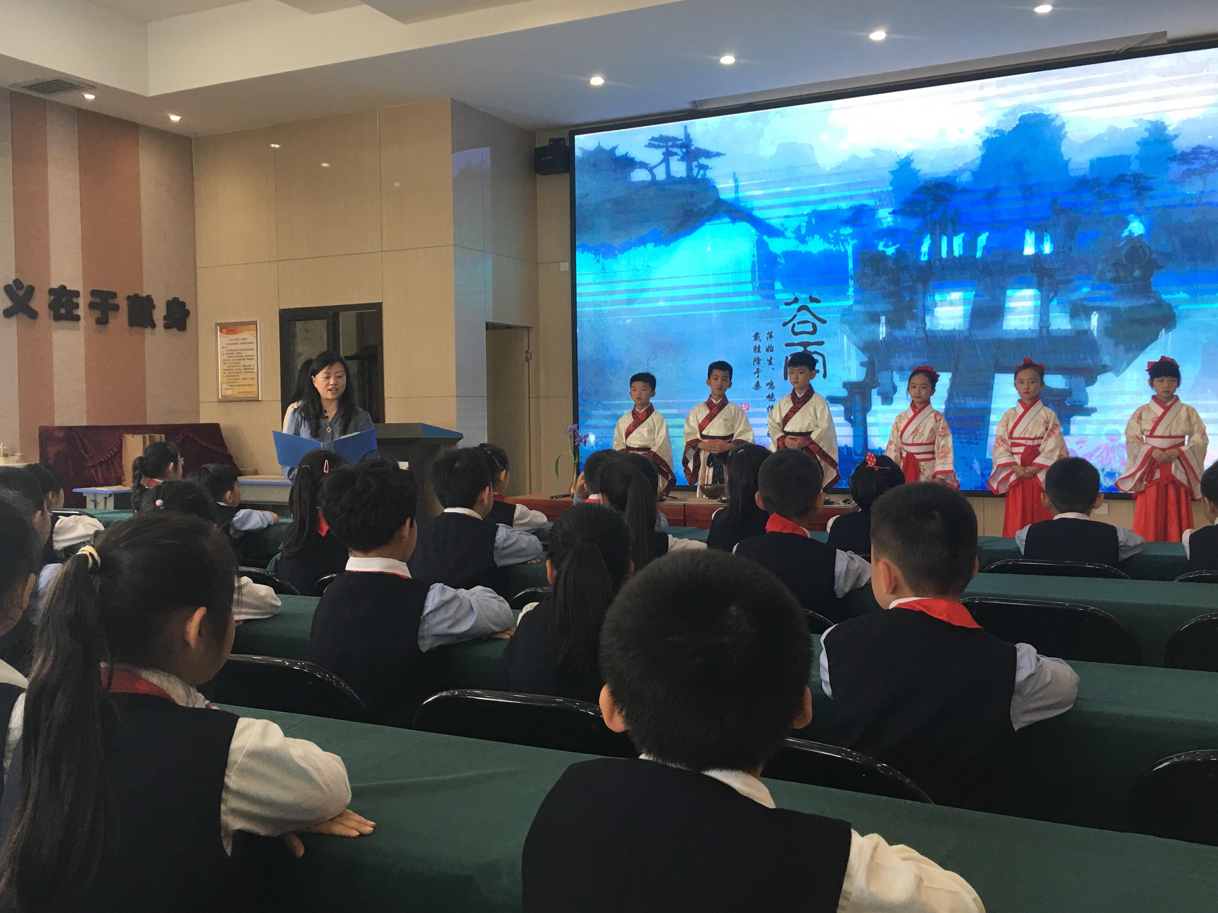 大学南路<span class=