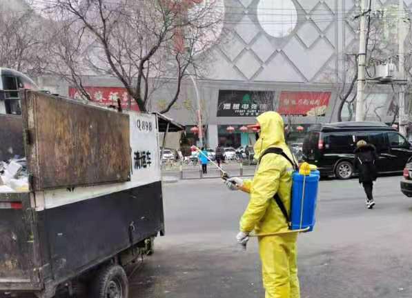 西关街道开展“大整治 大擦洗 大清理”活动