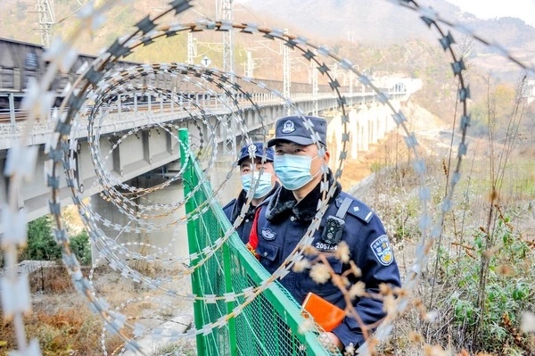 【新春走基层】铁警马东均：团圆缺席，爱不缺席