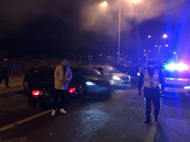 违法燃放烟花爆竹  4人领“禁燃罚款”