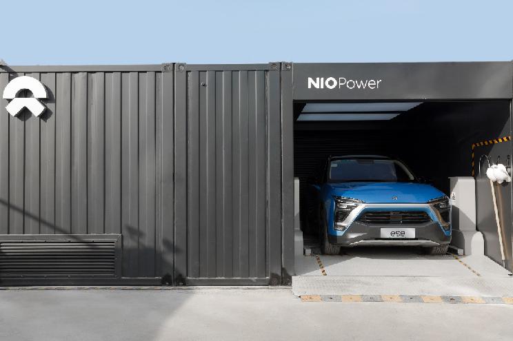 智慧出行再添新方式 蔚来黑科技换电站亮相曲江