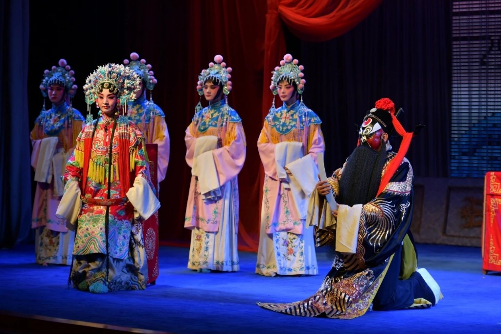 四朵“梅花”齐贺岁   秦腔声声“醉”古城