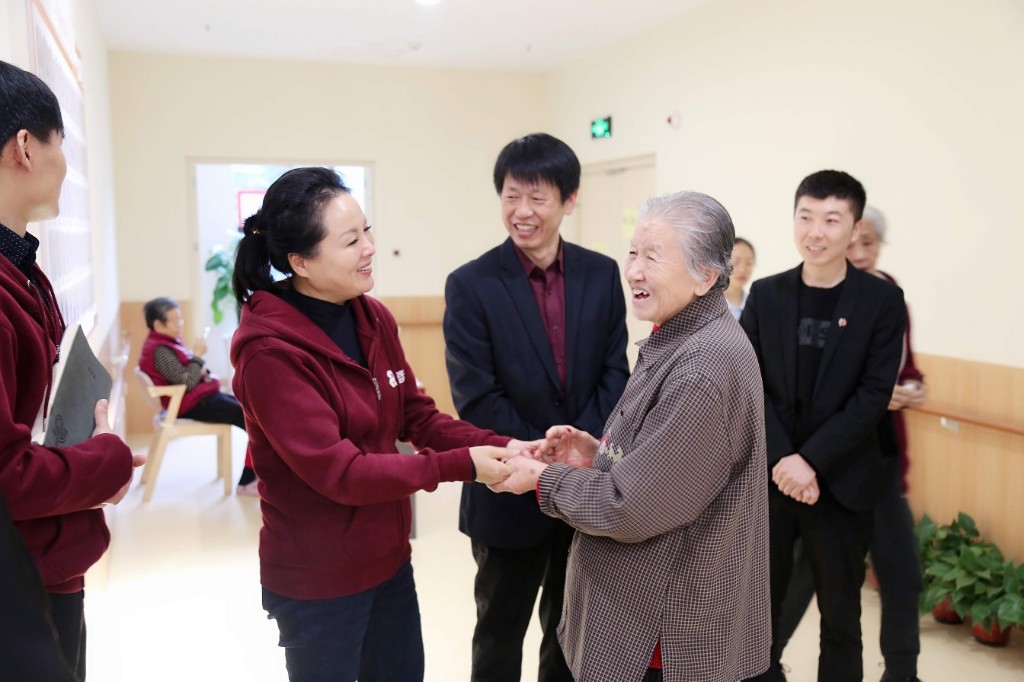  崔荣华：让老人们“有所养”“健康养”