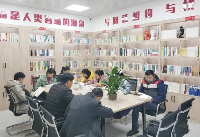 陕西新华出版传媒集团启动“文化进万家”活动