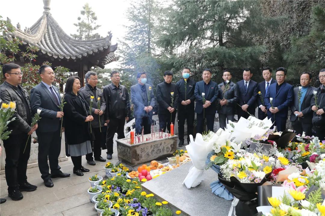 西安翻译学院丨丁祖诒教育研究中心揭牌成立