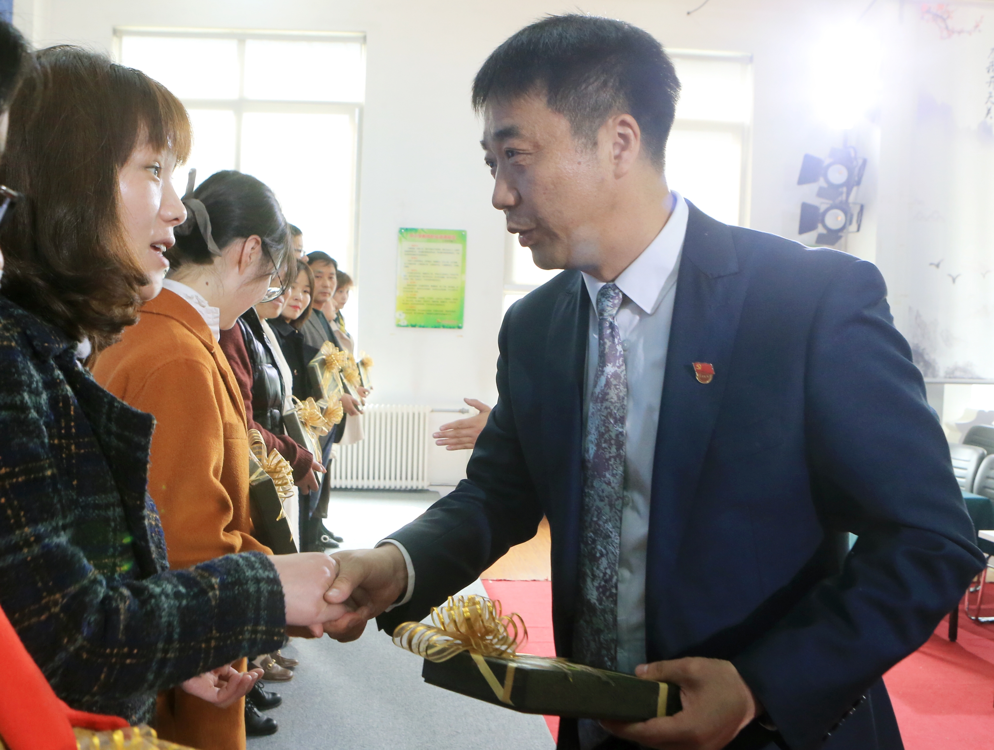 种子文化  向上人生