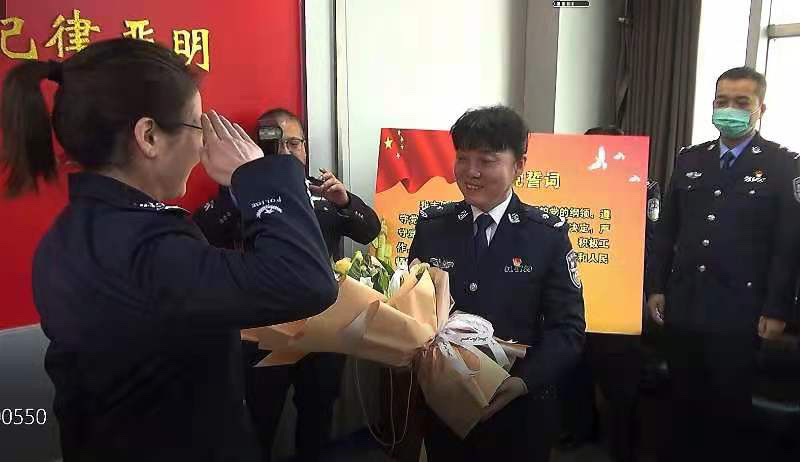 全国人大代表郝世玲成为西安禁毒宣传使者