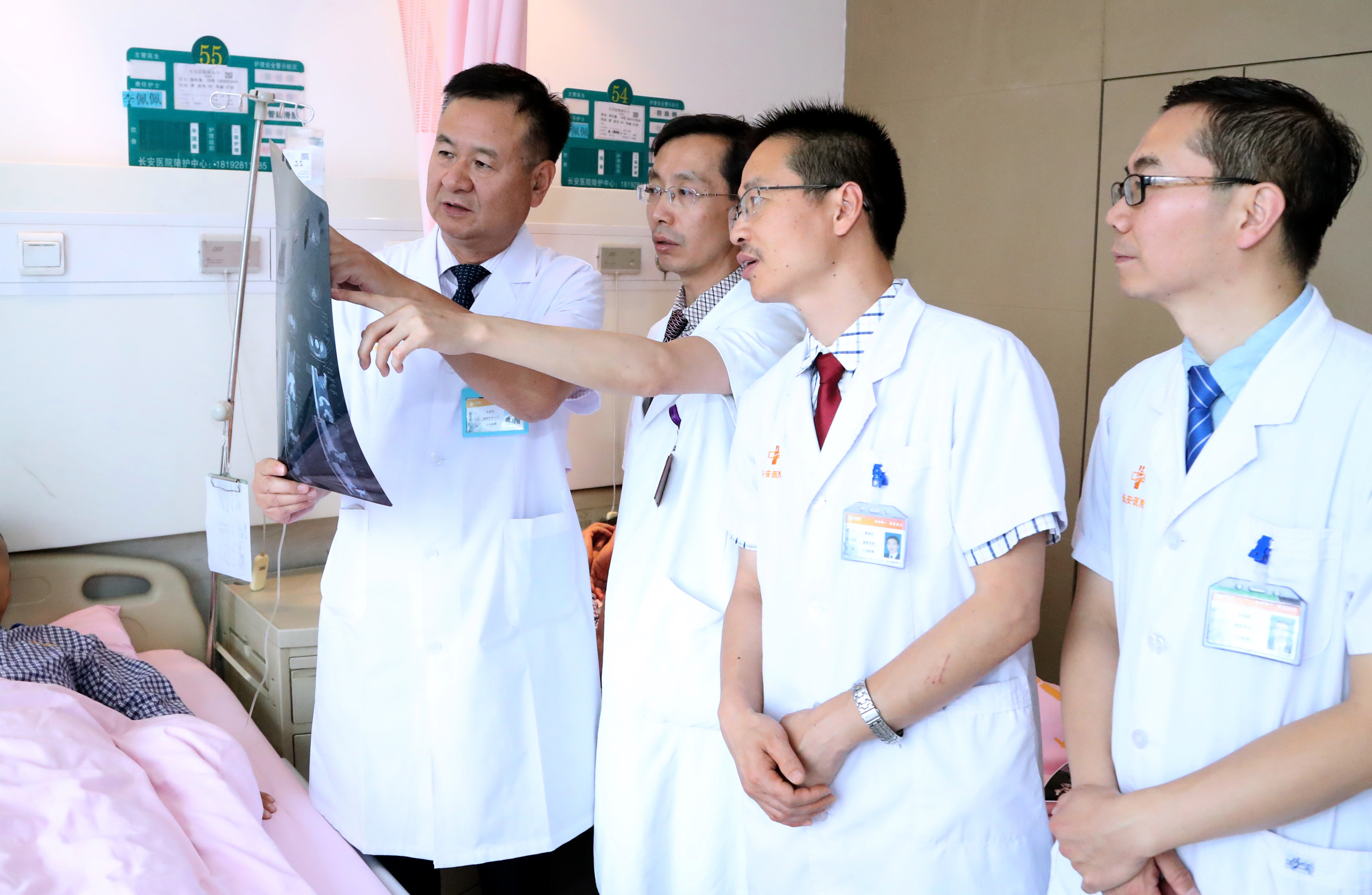 长安医院前列腺癌诊疗一体化中心为患者提供全病程管理