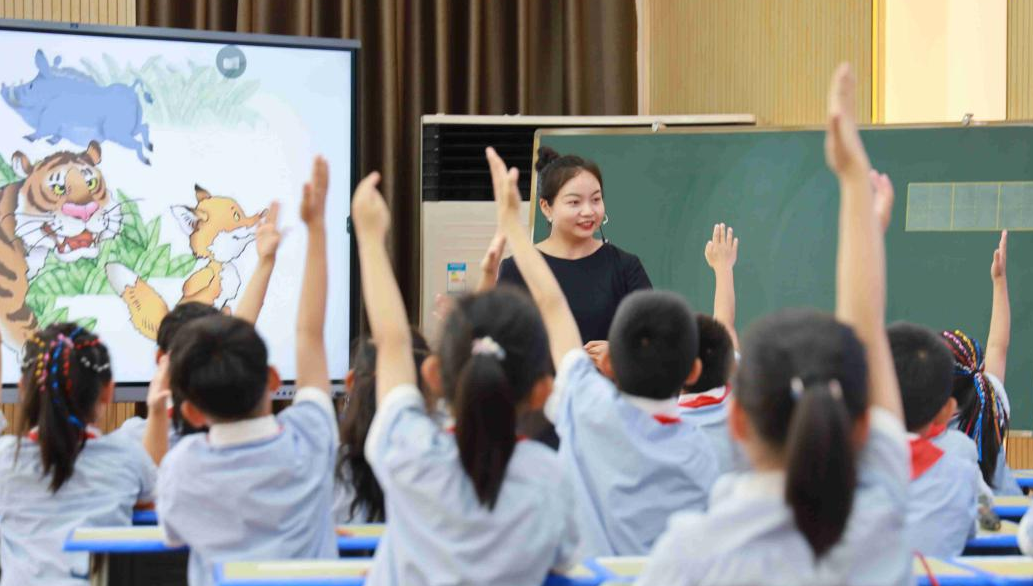 “西安好课堂助力西安‘名校+’”系列活动走进文艺路小学