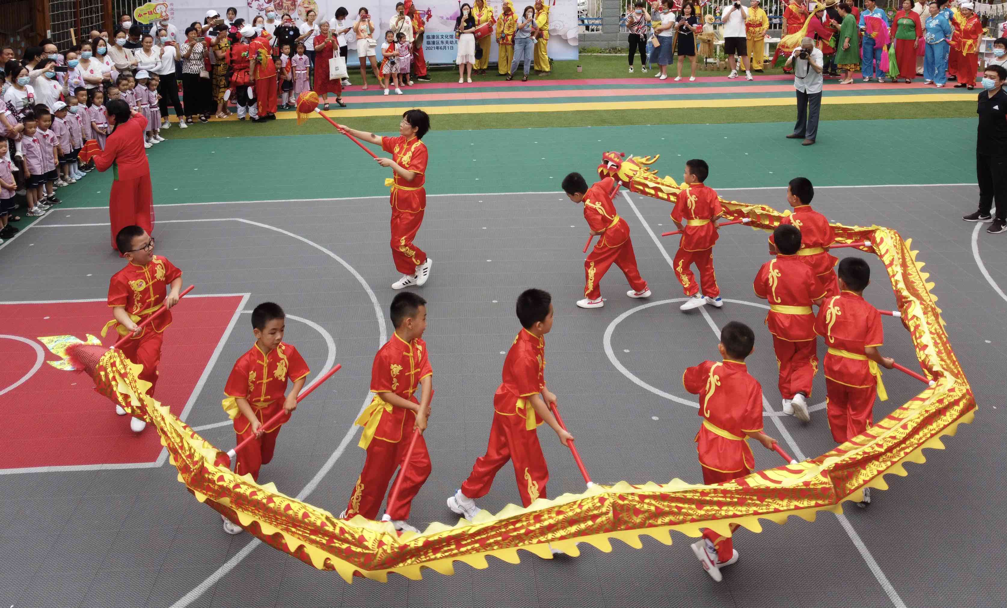 “非遗”传承进校园  传统文化庆六一