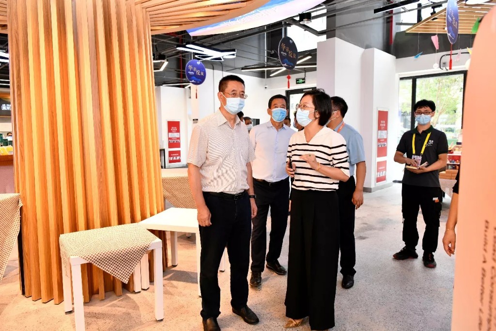 张小宁到十四运会全运村调研检查食品安全监管工作