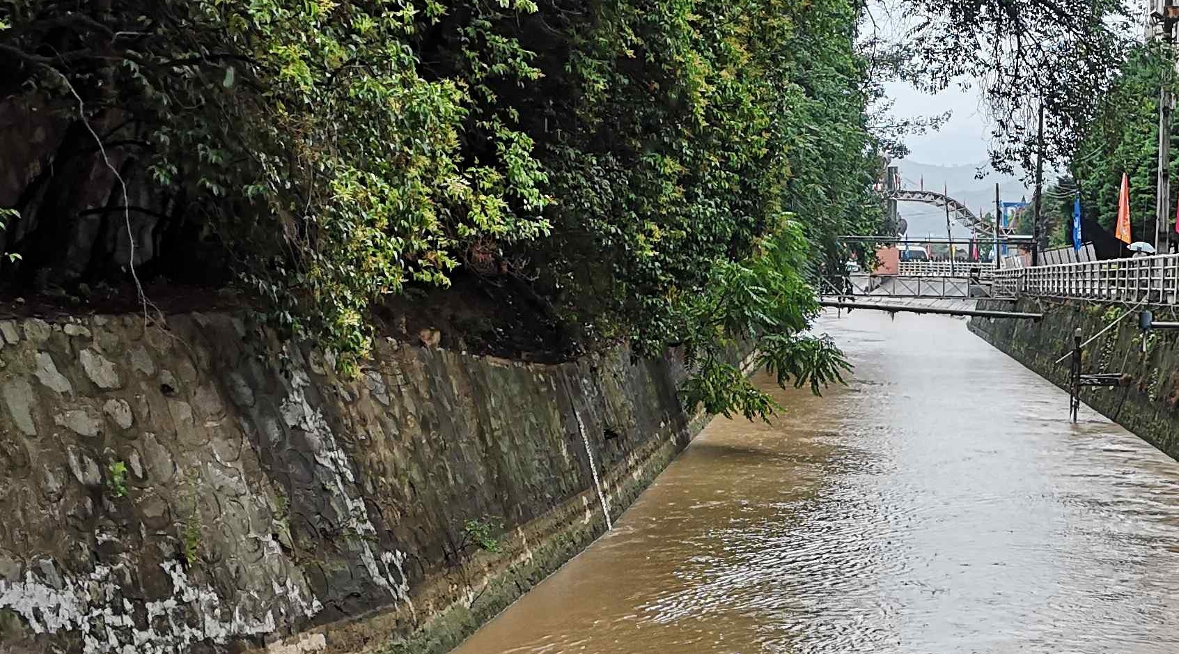 陕西多条河流出现超警洪水 目前正向下游演进