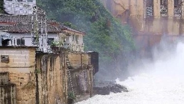 陕西省12条河流出现洪峰 水利部门有效防御     