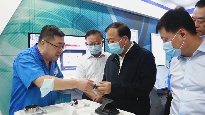 姜锋在西安调研重卡产业链配套企业 