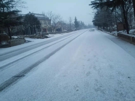 西安市普通干线公路积雪结冰路段已完成清理