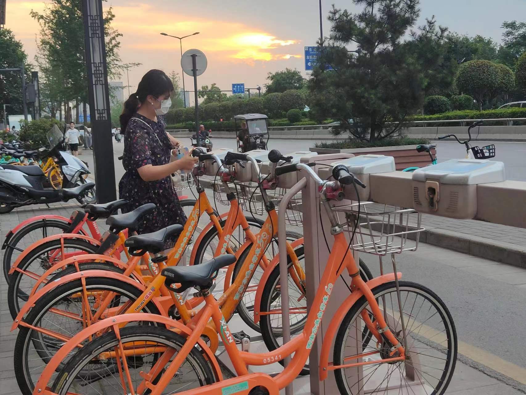 端午节假期西安公共自行车免费骑
