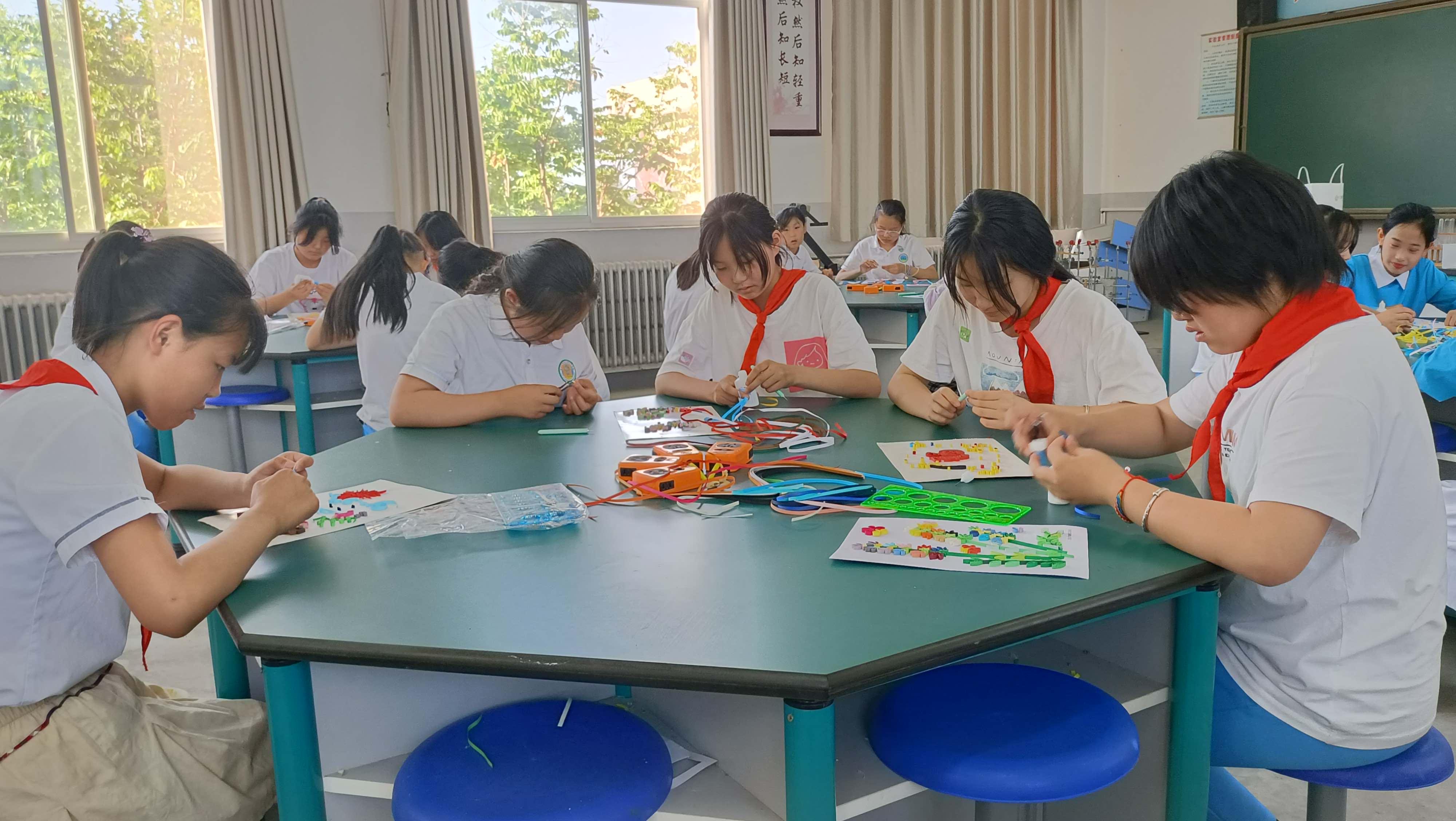 学生作业辅导机构 9659536_c821a743-be84-4bfe-96ce-0e29aa918feccopy.jpg