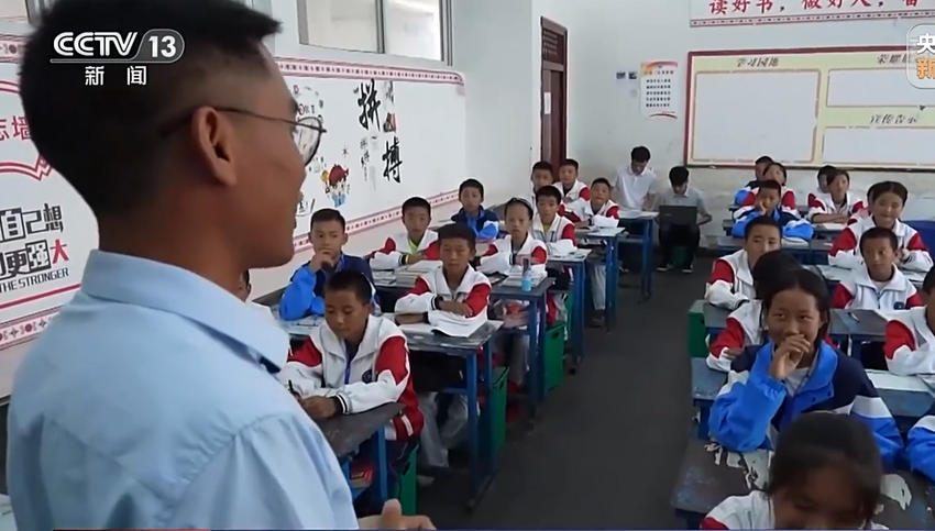 重返大凉山：他想帮更多的孩子走出大山 改变命运