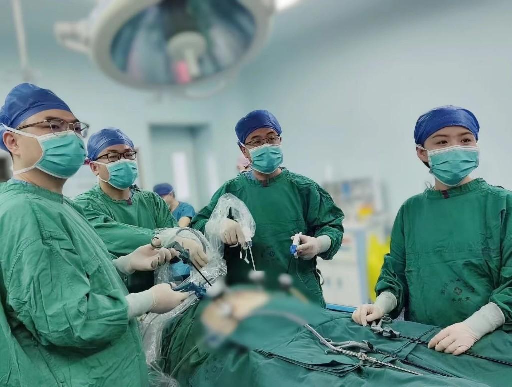   医生9小时手术肠子变“膀胱”  膀胱癌男子术后不用挂尿袋