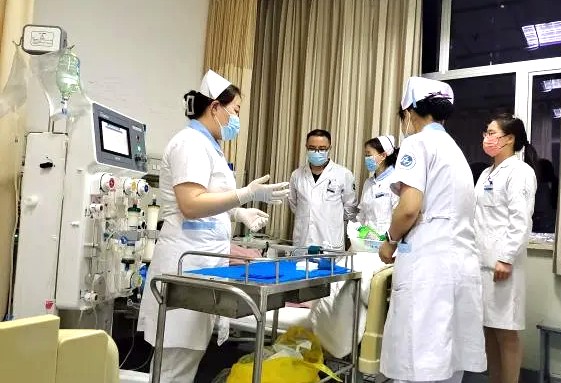 西北大学第一医院产科成功开展首例孕产妇妊娠期高脂血症血浆置换术