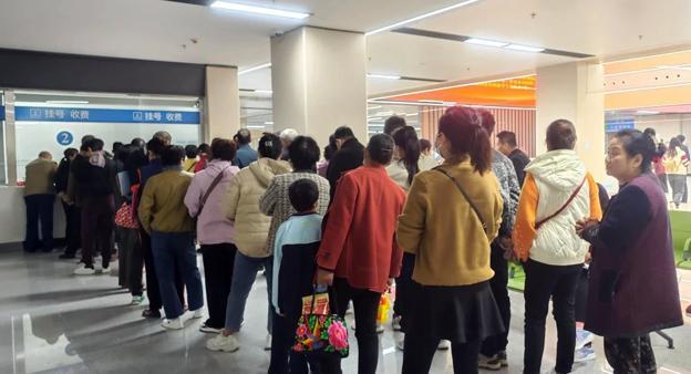一院两区齐发展 | 多措并举应对就诊高峰，全力保障患者优质诊疗服务