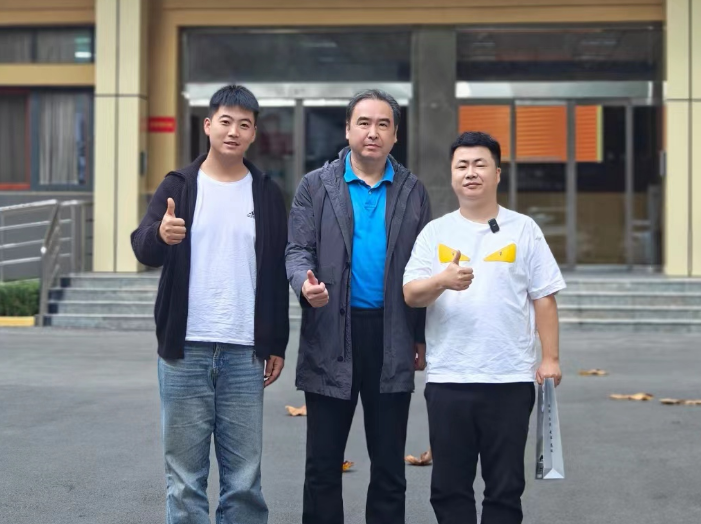 聚合“童”心 主播拿出10万元关爱10位危重症患儿