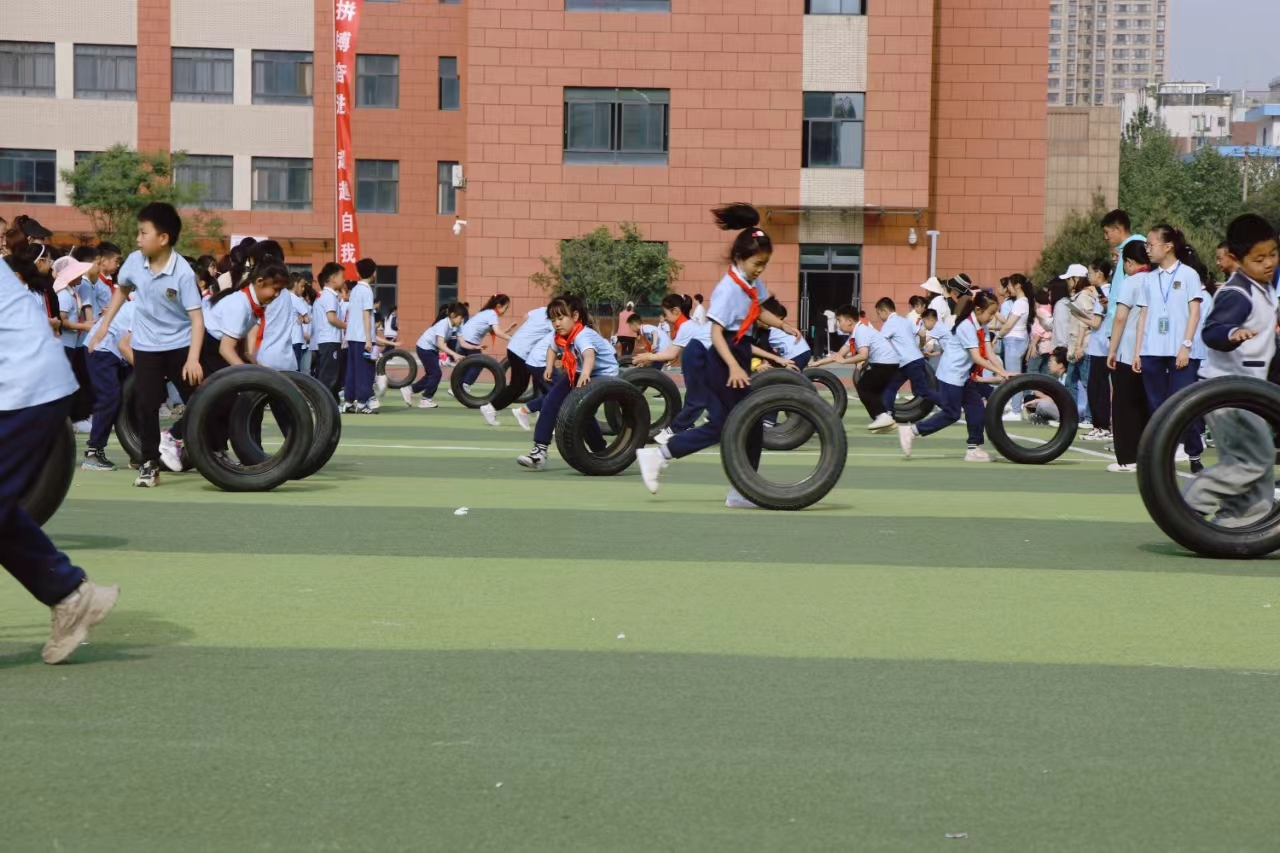 西安浐灞第三小学图片