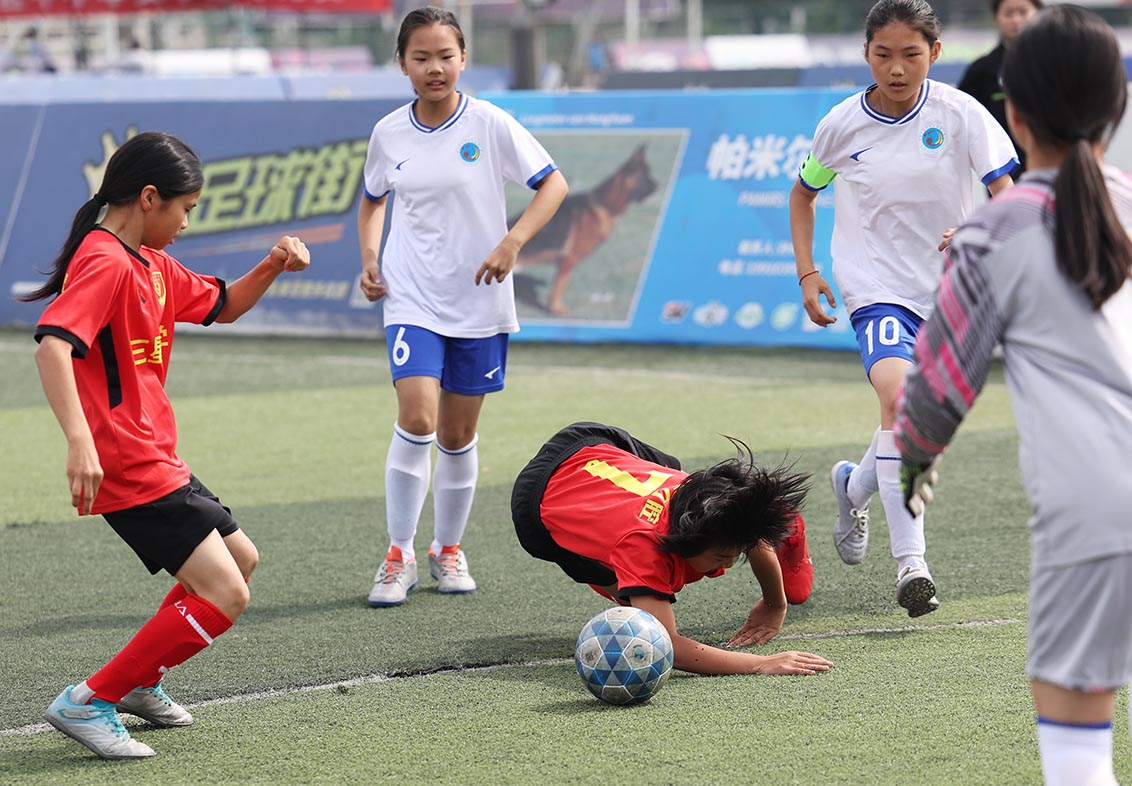 2024年未央区中小学生女子足球比赛火热进行