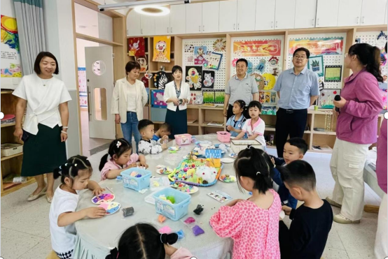 略阳县接受创建国家县域学前教育普及普惠县市级核查
