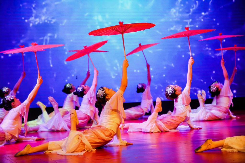 西安职业中专举办2024舞蹈专场展示活动