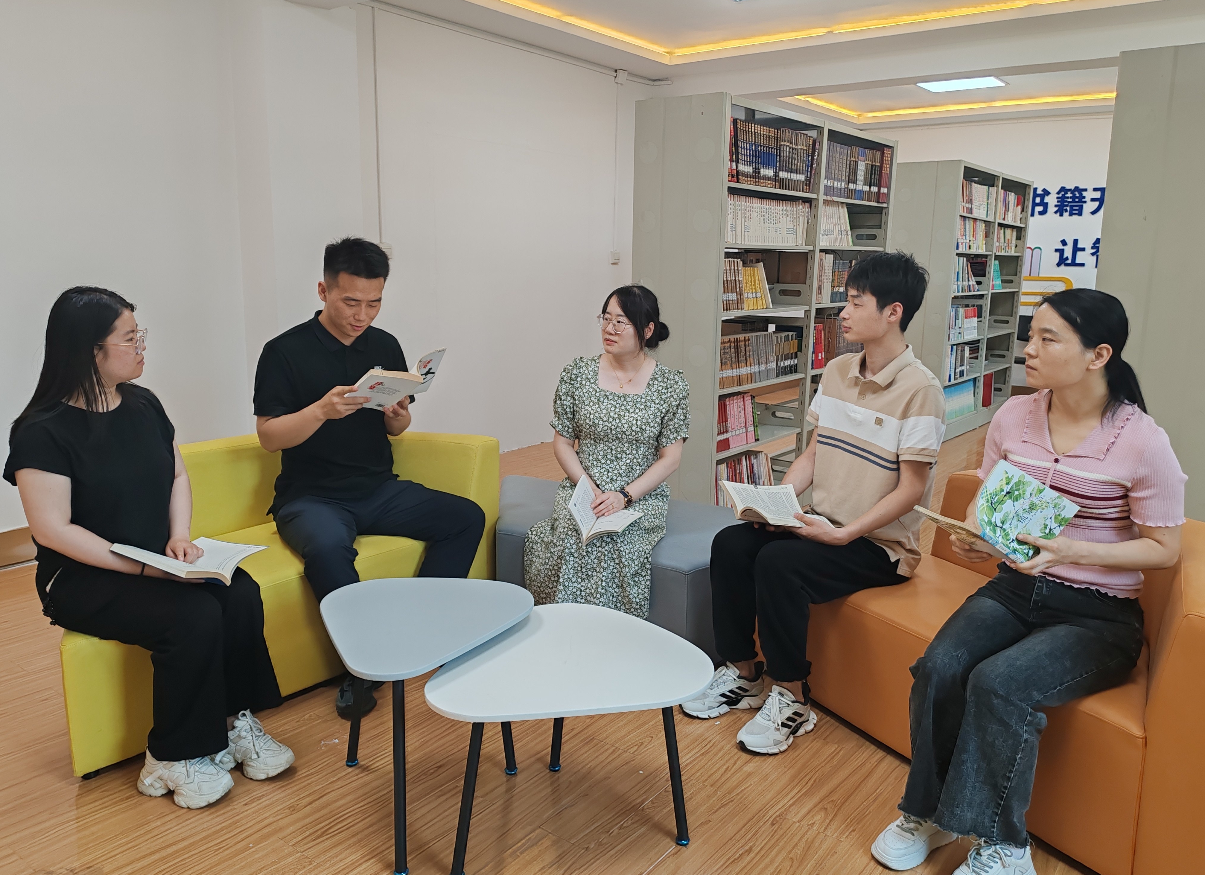 陕煤集团澄合矿业公司：书香氤氲满矿山 全员阅读助发展