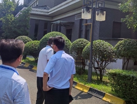 “零距离”开展排污许可证现场帮扶工作