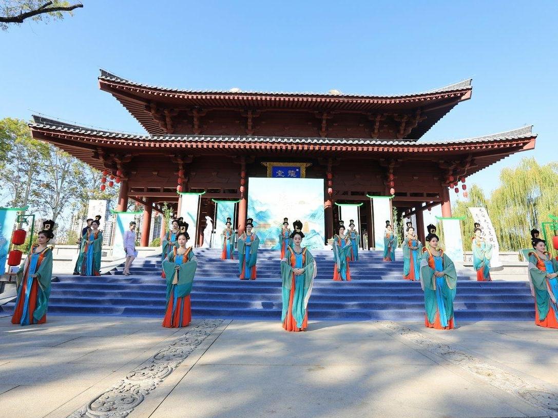 西安市首届社区文化艺术季“唐诗里的长安”展演活动精彩亮相