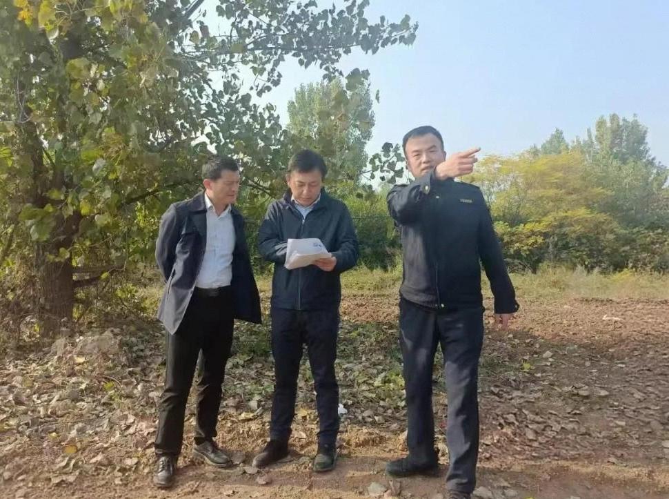 走访问题点位 力促整改落实到位