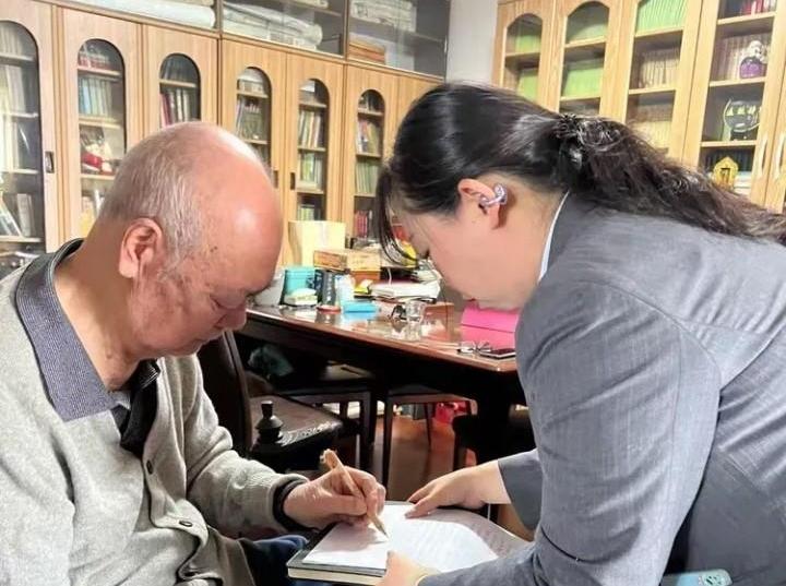 银行服务无小事 上门服务暖人心