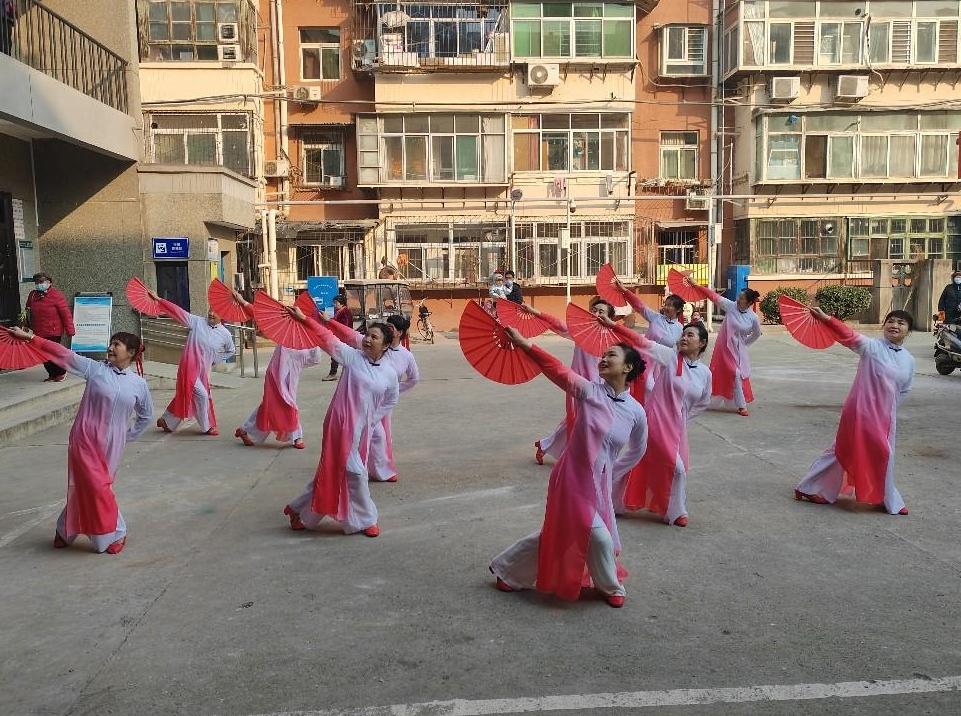 秦川社区：冬至有温暖 温情常相伴