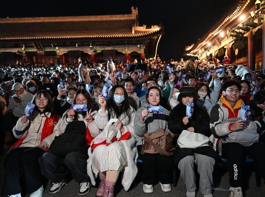 冰火《长恨歌》公益专场演出举行