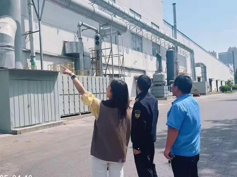 把脉问诊开良方 助企帮扶获点赞