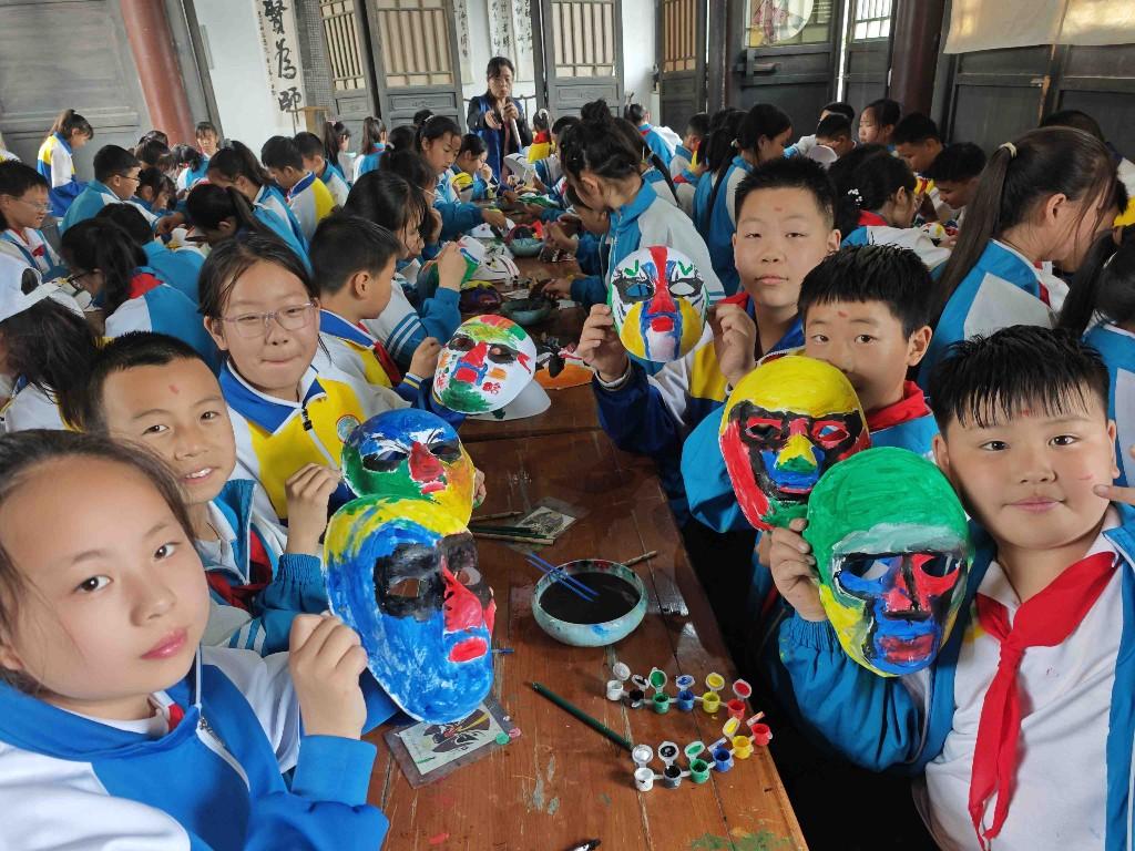 在实践中学习 在探索中成长