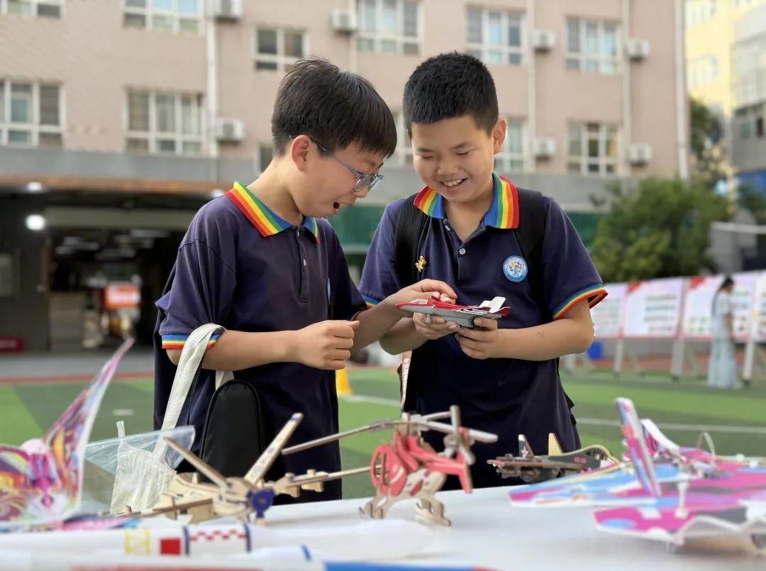 碑林区东厅门小学:家校携手绘蓝图 共育花开向未来