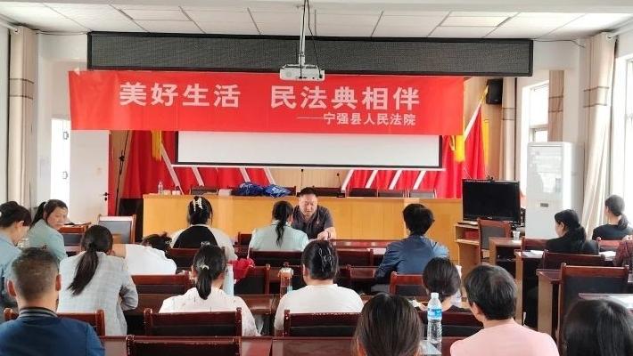 送法进社区 普法零距离